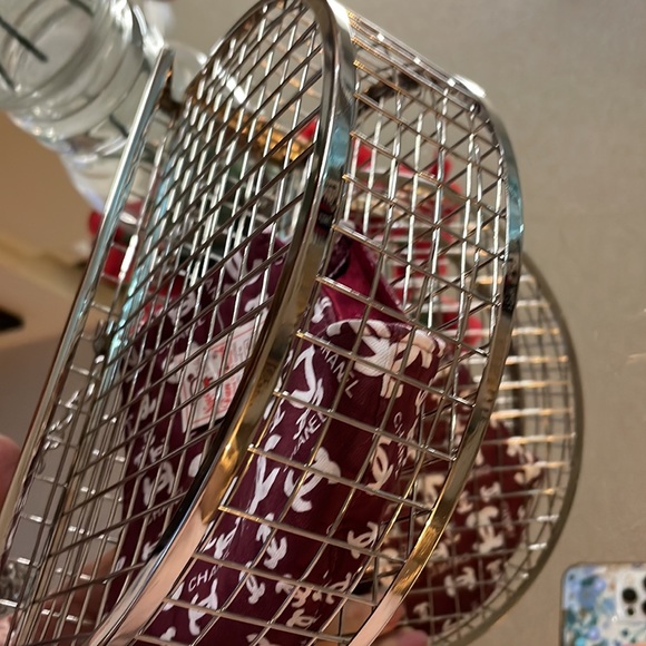 LETODE Women's Elegant Chain Cross-body Bag Metal Hollow Cage Clutch - Picture 10 of 11